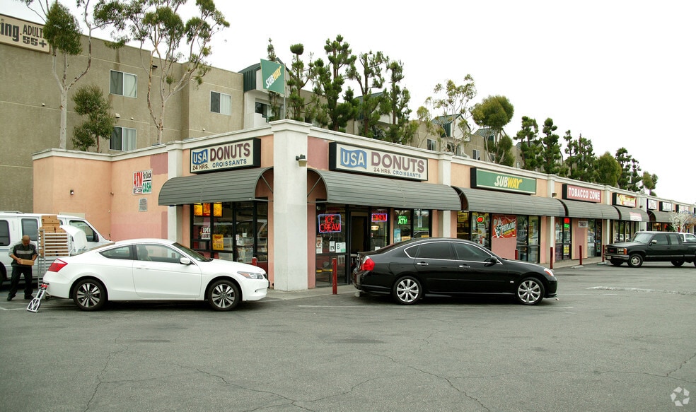 8009-8015 Imperial Hwy, Downey, CA à vendre - Photo principale – Image 1 sur 6