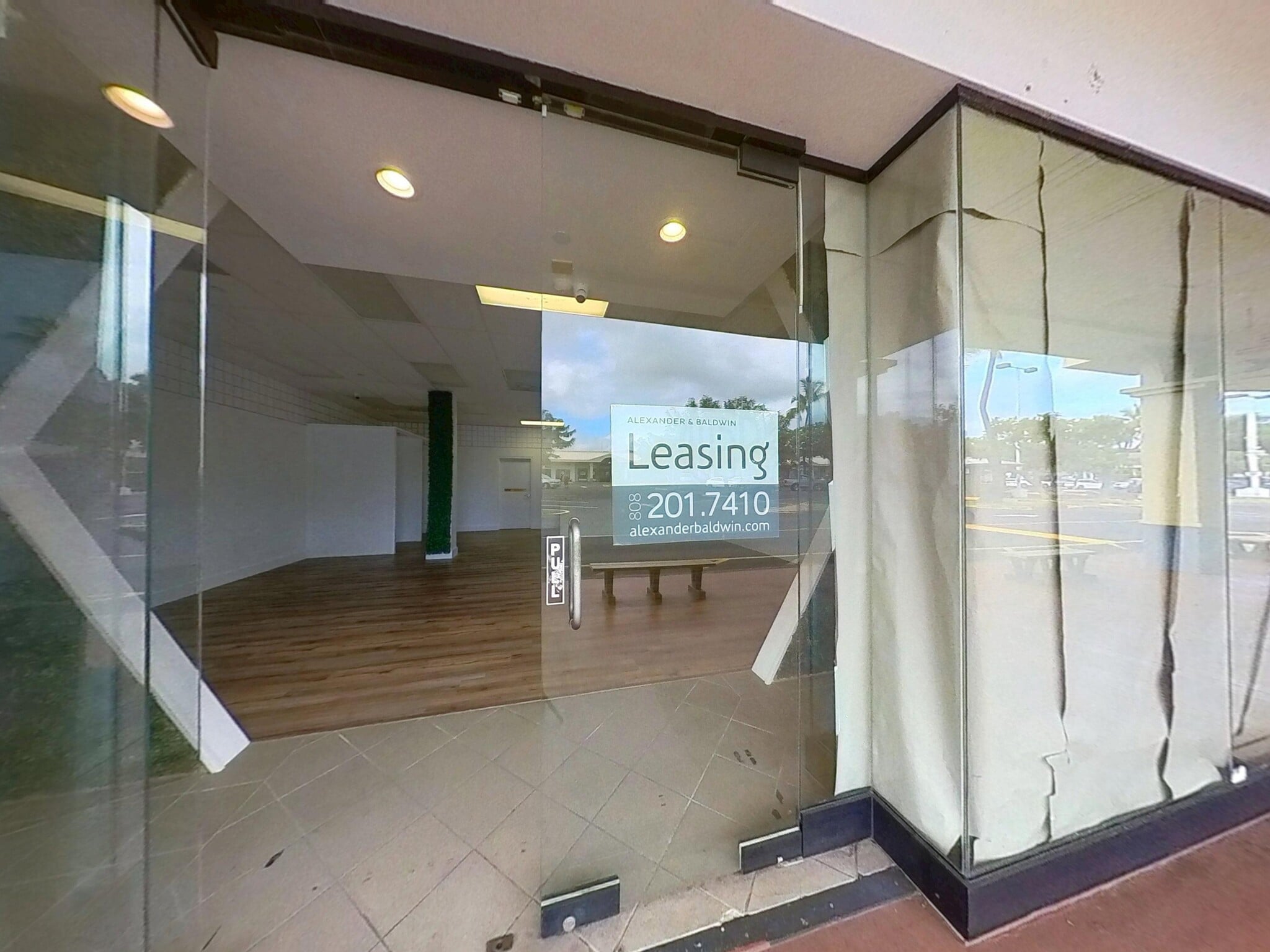 75-5595 Palani Rd, Kailua Kona, HI à louer Photo intérieure– Image 1 sur 6