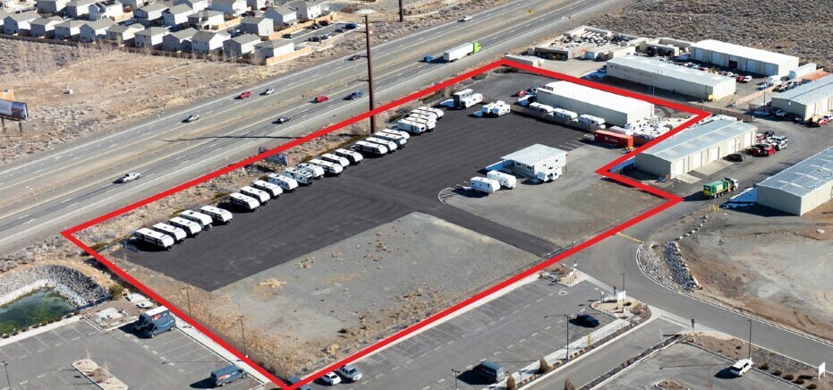 71 Webb Cir, Reno, NV à vendre - Photo de l’immeuble – Image 3 sur 7