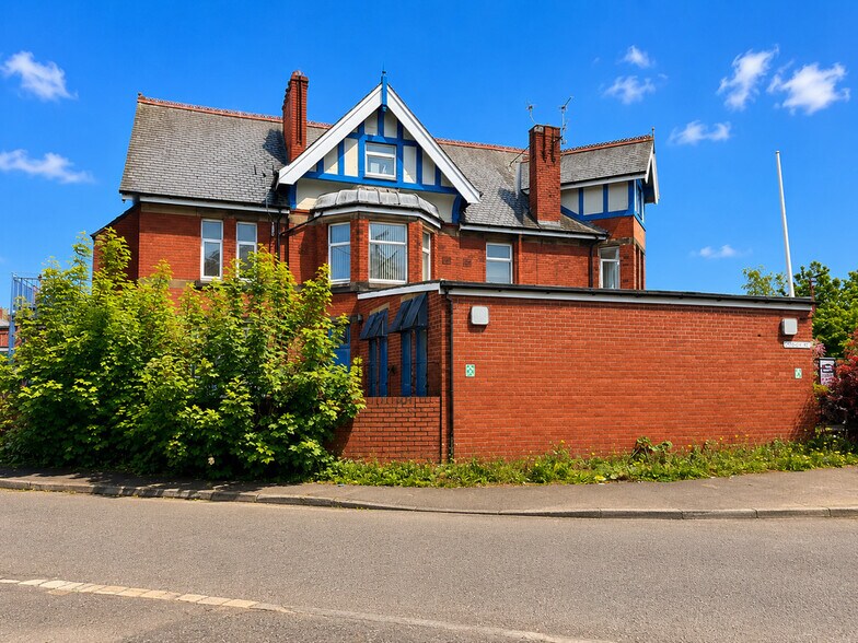 Stamford St, Ashton Under Lyne à vendre - Photo de l’immeuble – Image 2 sur 27