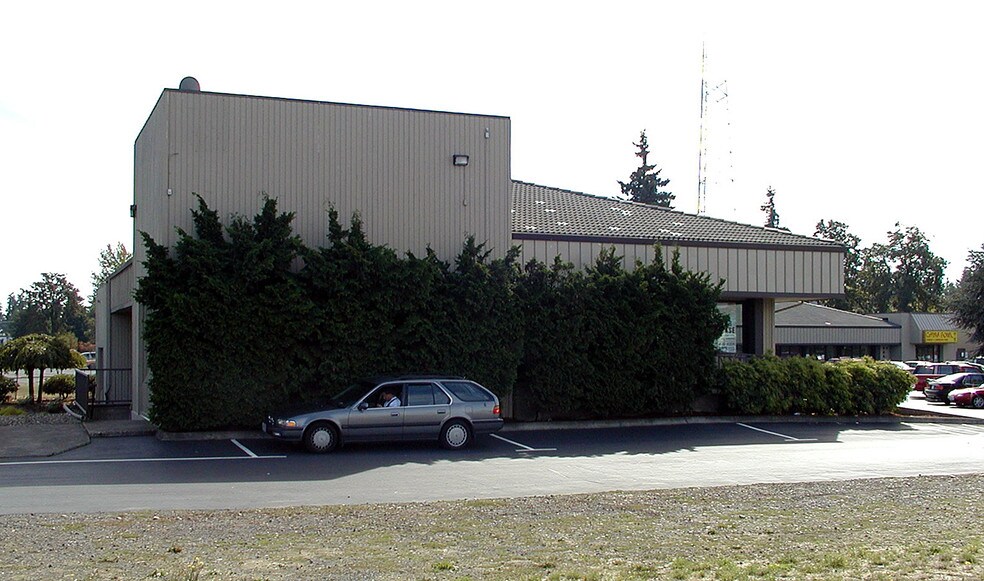 5501 NE 109th Ct, Vancouver, WA à vendre - Photo de l’immeuble – Image 3 sur 10