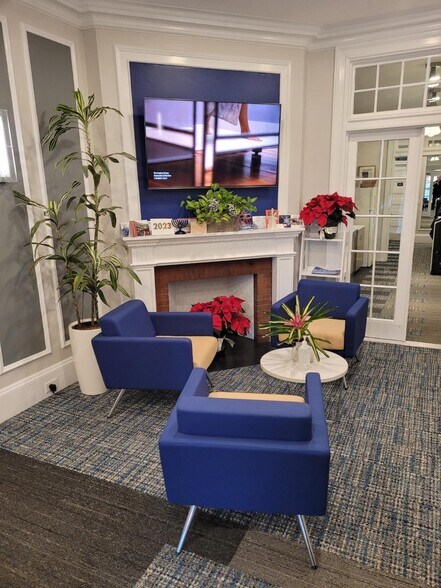 896 Beacon St, Boston, MA à louer - Photo intérieure – Image 2 sur 15