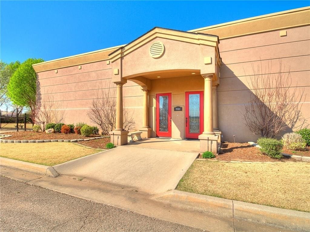 9101 S Robinson Ave, Oklahoma City, OK à vendre Photo principale– Image 1 sur 26