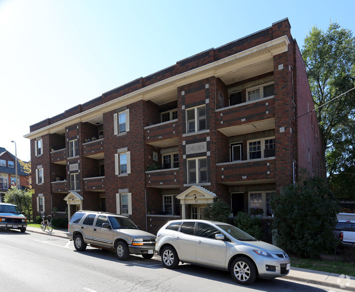 3 Church St, St Catharines, ON à vendre - Photo principale – Image 1 sur 23