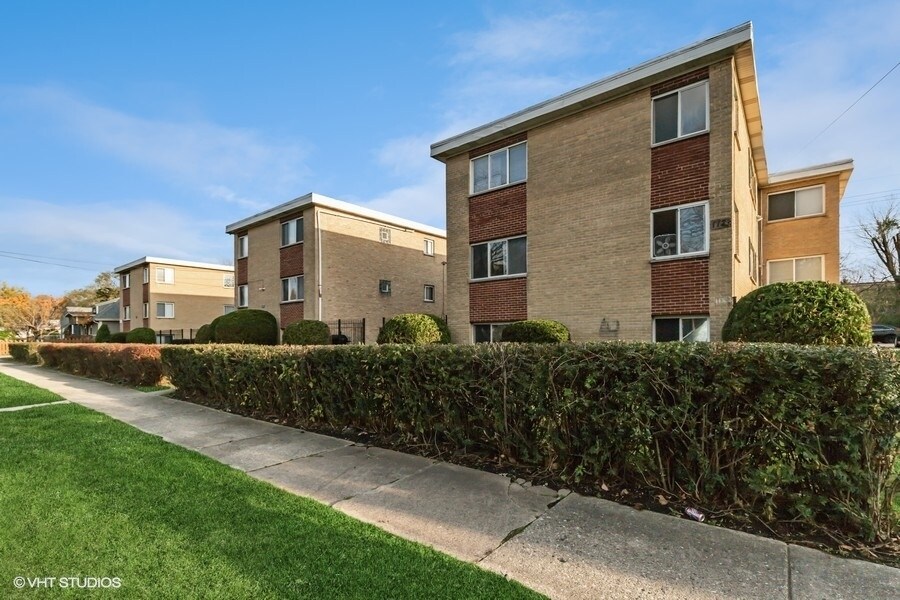 1111 Broadway Ave, North Chicago, IL à vendre Photo principale– Image 1 sur 10
