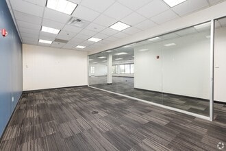 9920 Franklin Square Dr, Nottingham, MD à louer Photo de l’immeuble– Image 2 sur 5