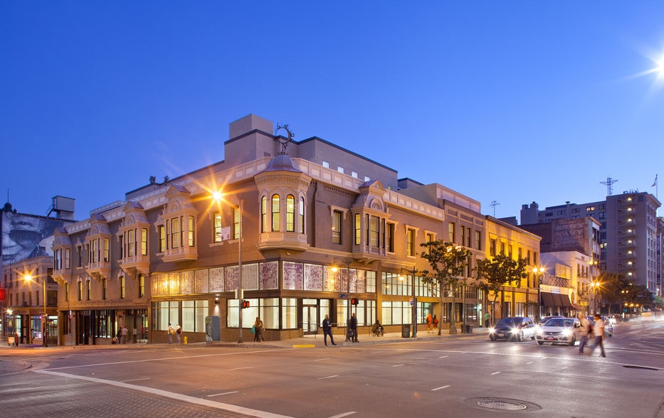 108 E 5th St, Los Angeles, CA à louer - Photo principale – Image 1 sur 5