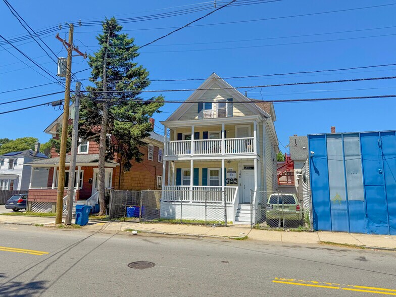 145 Water St, Lawrence, MA à vendre - Photo de l’immeuble – Image 3 sur 11