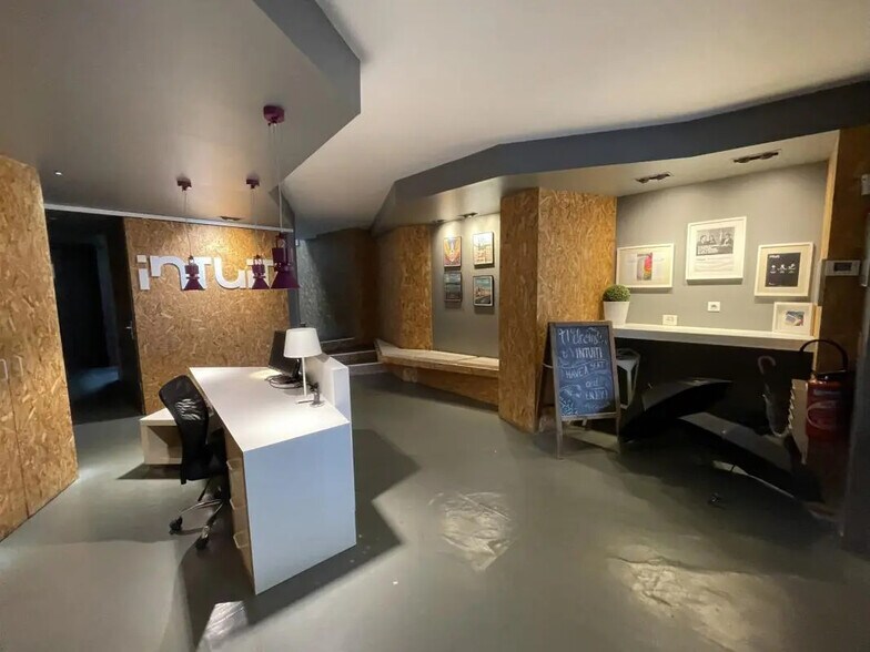 43 Rue Préfet Bonnefoy, Nantes à louer - Hall d’entrée – Image 3 sur 11