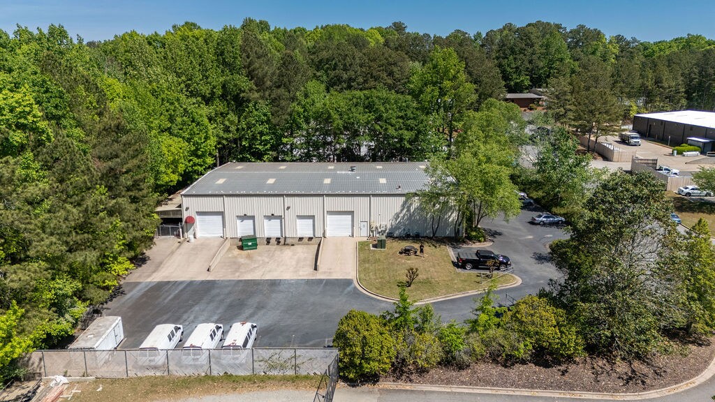 9350 Industrial Ter, Alpharetta, GA à vendre Photo de l’immeuble– Image 1 sur 14