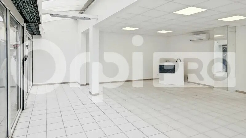 Local commercial dans Agde à louer - Photo intérieure – Image 2 sur 4