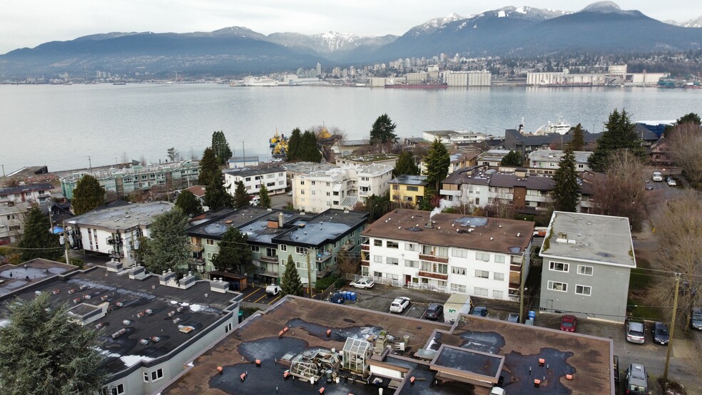 2280 Mcgill St, Vancouver, BC à vendre - Photo de l’immeuble – Image 3 sur 7