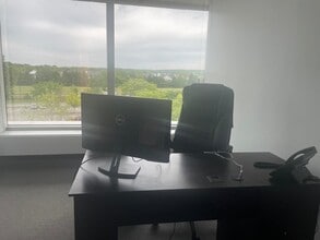 115 Broadhollow Rd, Melville, NY à louer Photo intérieure– Image 2 sur 5