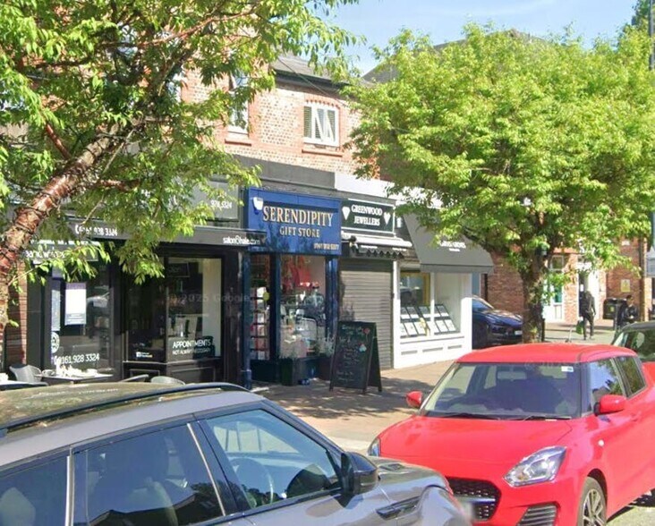 221 Ashley Rd, Altrincham à vendre - Photo de l’immeuble – Image 2 sur 10
