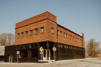 Plus de détails pour 4 W Main St, Markleville, IN - Local commercial à vendre