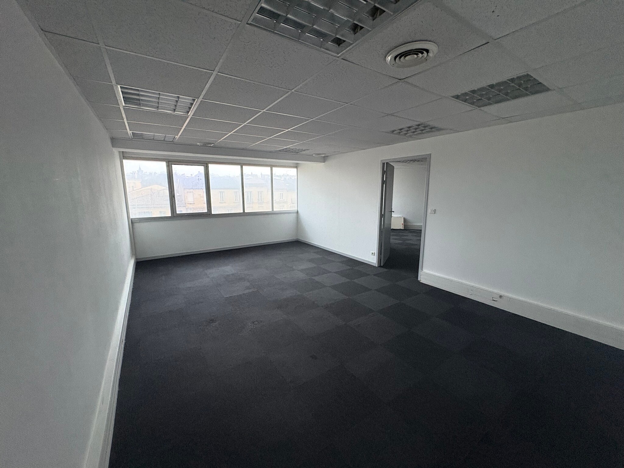 74 Rue Georges Bonnac, Bordeaux à louer Photo intérieure– Image 1 sur 5