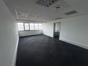 74 Rue Georges Bonnac, Bordeaux à louer Photo intérieure– Image 1 sur 5