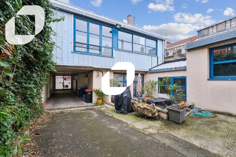 Bureau dans Saint-Ouen-sur-Seine à louer - Photo de l’immeuble – Image 1 sur 7