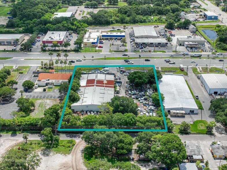 3935 Washington Blvd, Sarasota, FL à louer - Photo de l’immeuble – Image 2 sur 5