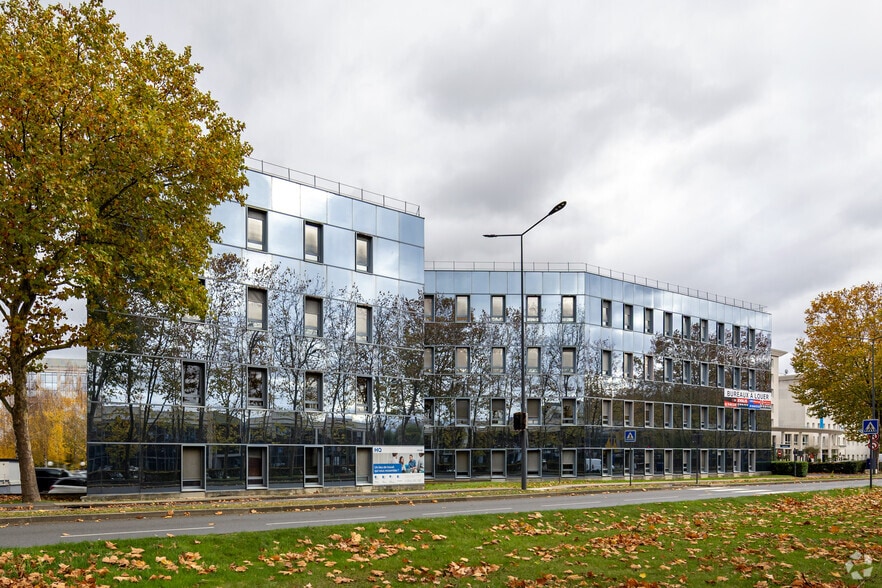 18 Place Des Nympheas, Villepinte à louer - Photo principale – Image 1 sur 32