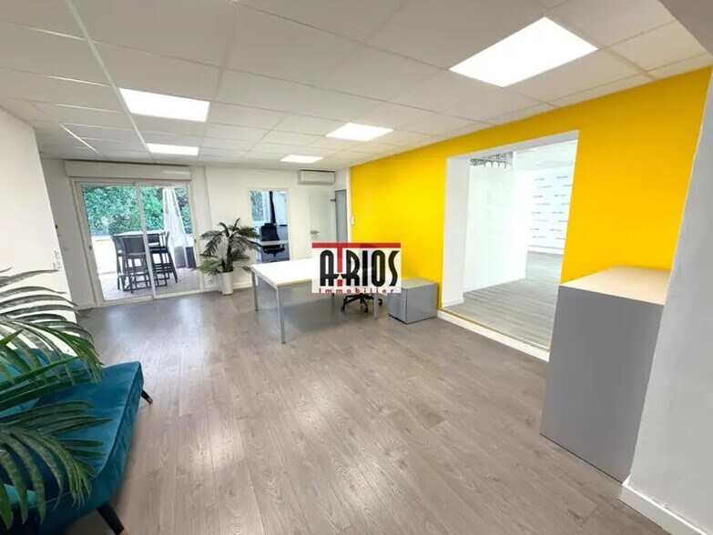 Bureau dans LES LONES à vendre - Photo de l’immeuble – Image 3 sur 16