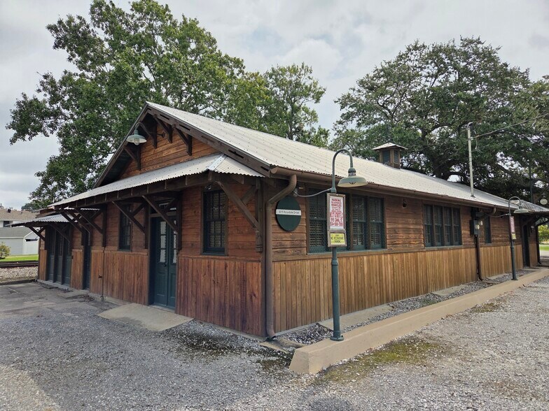 815-817 Rosedale Dr, New Orleans, LA à vendre - Photo de l’immeuble – Image 1 sur 61