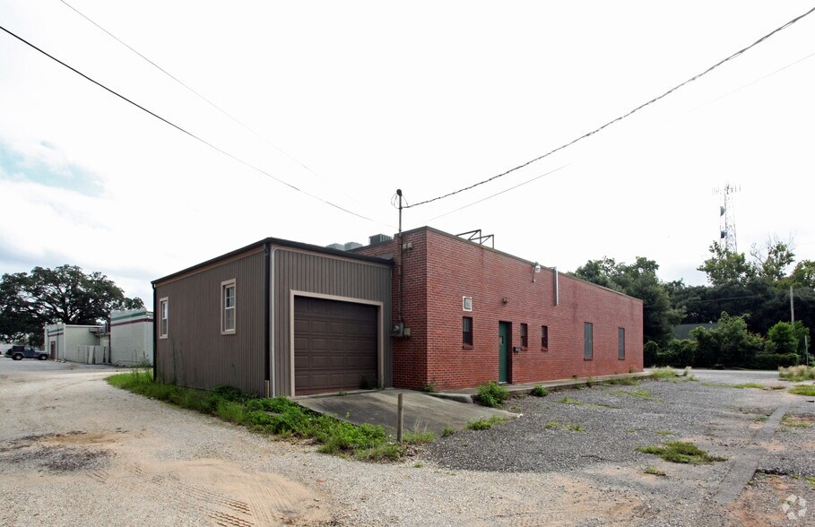 701 V St, Pensacola, FL à louer - Photo de l’immeuble – Image 3 sur 5