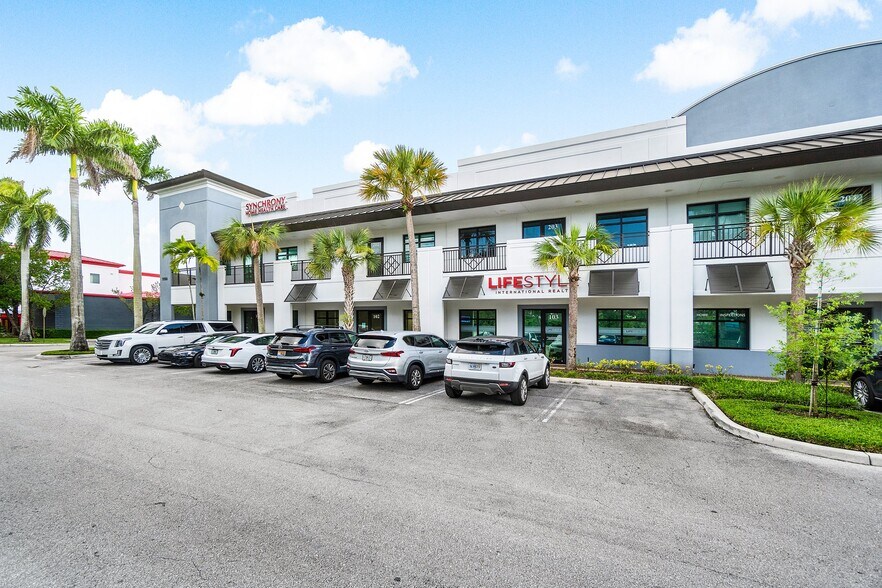 9100 Belvedere Rd, Royal Palm Beach, FL à vendre - Photo de l’immeuble – Image 3 sur 26