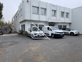 Plus de détails pour Local d'activités à louer