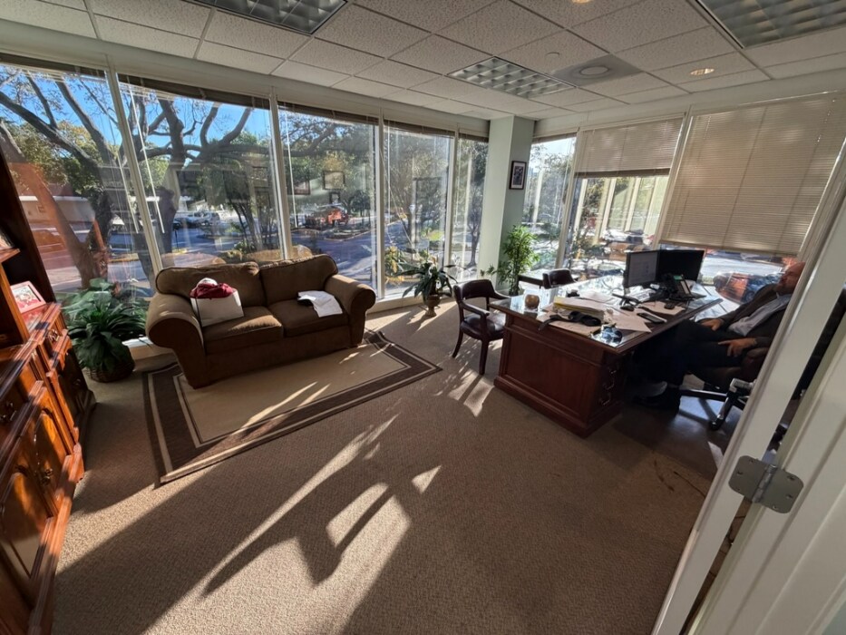 580 Village Blvd, West Palm Beach, FL à louer Photo intérieure– Image 1 sur 6