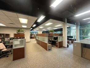 7031 Commerce Cir, Baton Rouge, LA à louer Photo intérieure– Image 2 sur 16