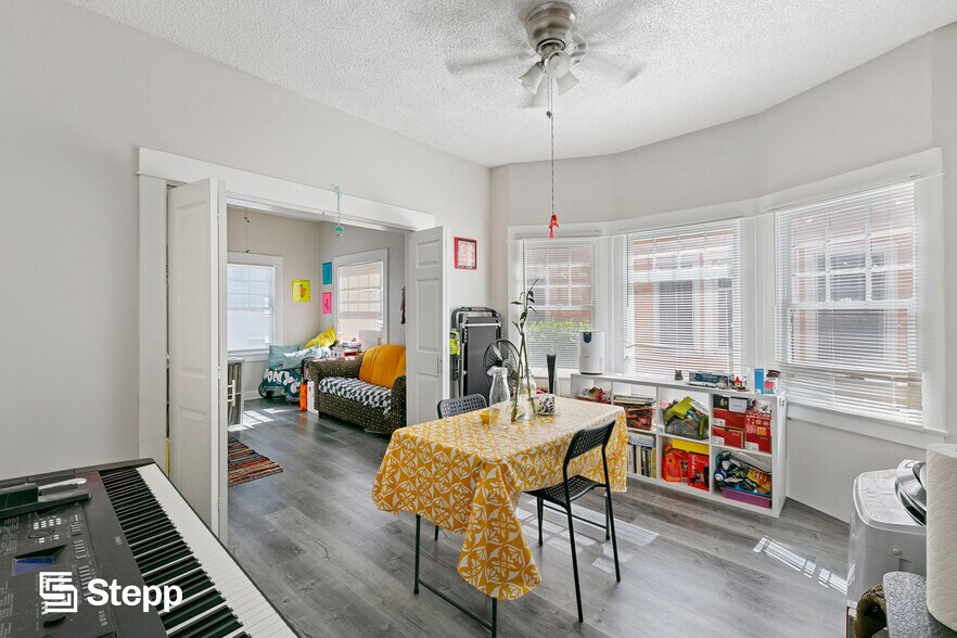426-430 E 17th St, Long Beach, CA à vendre - Photo de l’immeuble – Image 3 sur 12