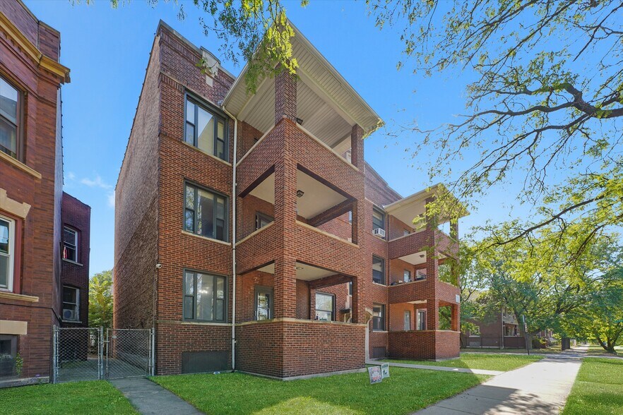 7255-7257 S Princeton Ave, Chicago, IL à vendre - Photo de l’immeuble – Image 3 sur 7