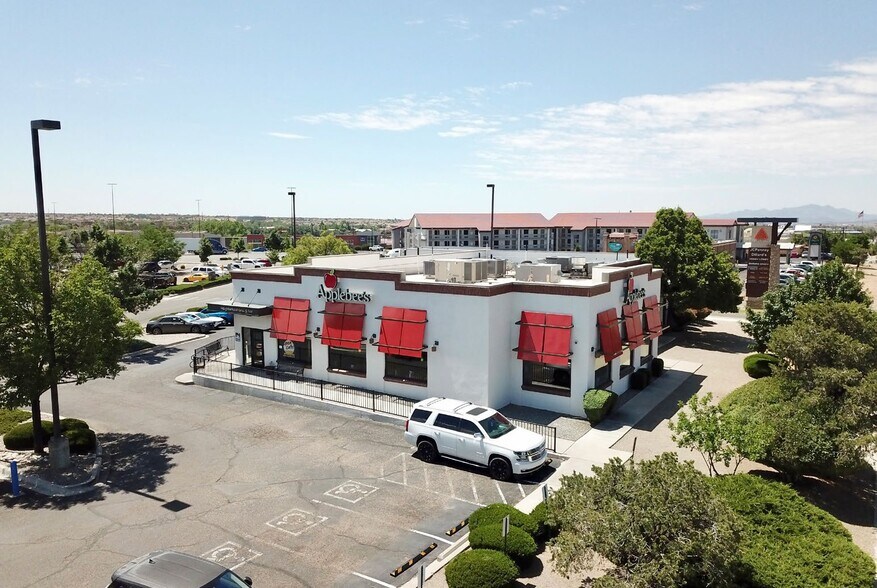 4246 Cerrillos Rd, Santa Fe, NM à vendre - Photo de l’immeuble – Image 2 sur 5