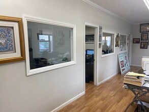 1818 Bath Ave, Brooklyn, NY à louer Photo intérieure– Image 2 sur 10