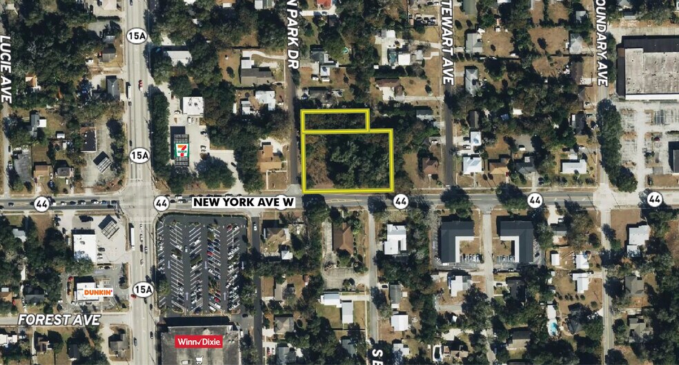 955 W New York Ave, Deland, FL à vendre - Photo principale – Image 1 sur 25