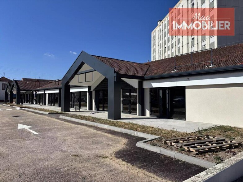 Local commercial dans Roanne à vendre - Photo de l’immeuble – Image 2 sur 5