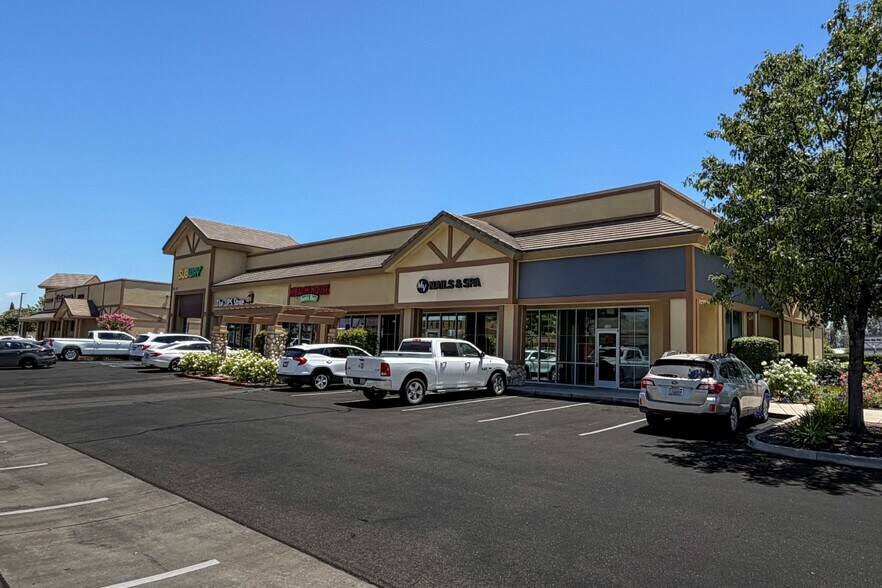 Marion St, Kingsburg, CA à louer - Photo de l’immeuble – Image 1 sur 6