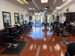 1600-1760 NE Miami Gardens Dr, Miami, FL à louer Photo intérieure– Image 1 sur 1