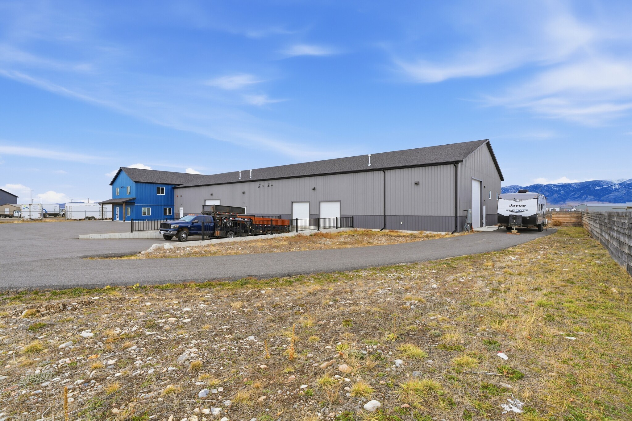 1408 N Jackrabbit Ln, Belgrade, MT à vendre Photo principale– Image 1 sur 38