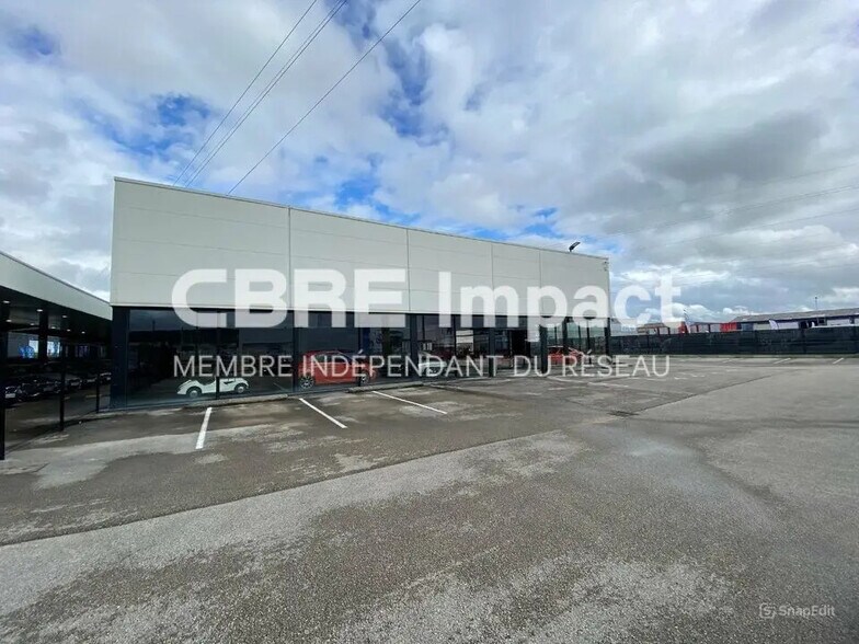 Local commercial dans Chenôve à louer - Photo de l’immeuble – Image 3 sur 3