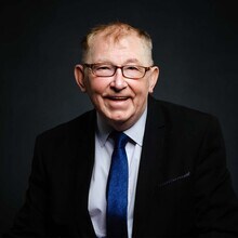 Kenneth Easton