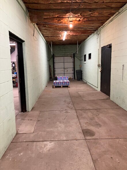 68 Comet Ave, Buffalo, NY à louer - Photo de l’immeuble – Image 3 sur 6