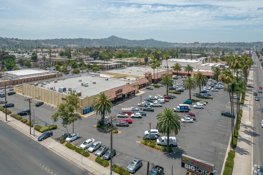 1045-1099 E Main St, El Cajon, CA à louer - Aérien – Image 3 sur 8