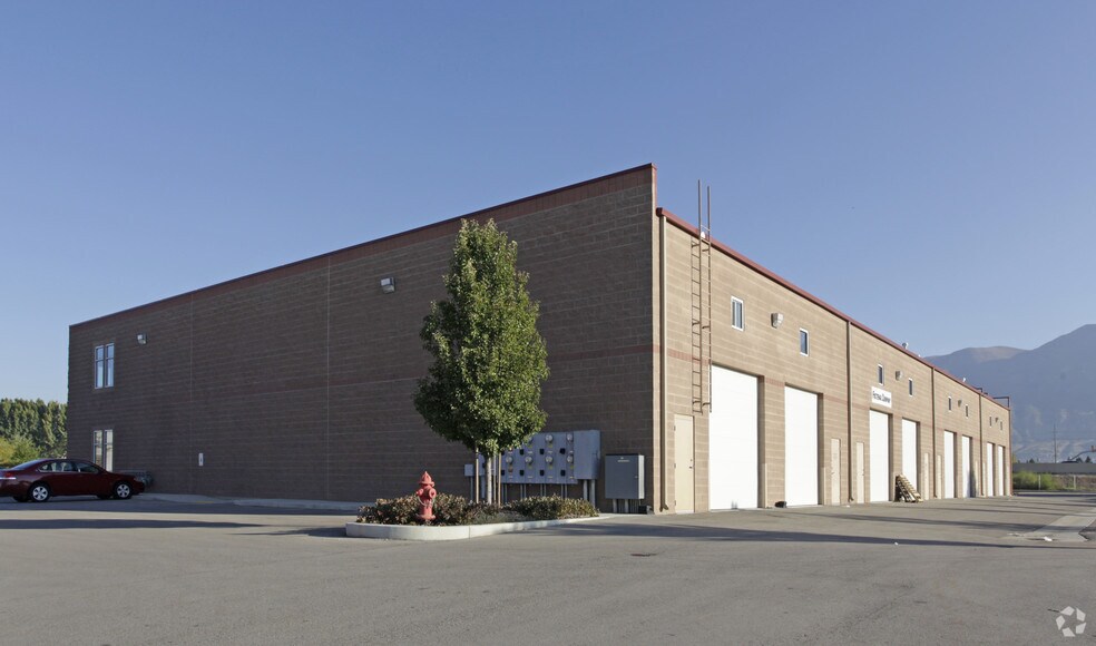 767 S Auto Mall Dr, American Fork, UT à louer - Photo de l’immeuble – Image 3 sur 82