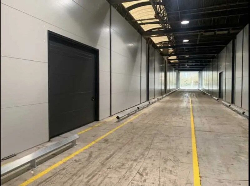 Local d’activités dans Montataire à louer Photo intérieure– Image 1 sur 6