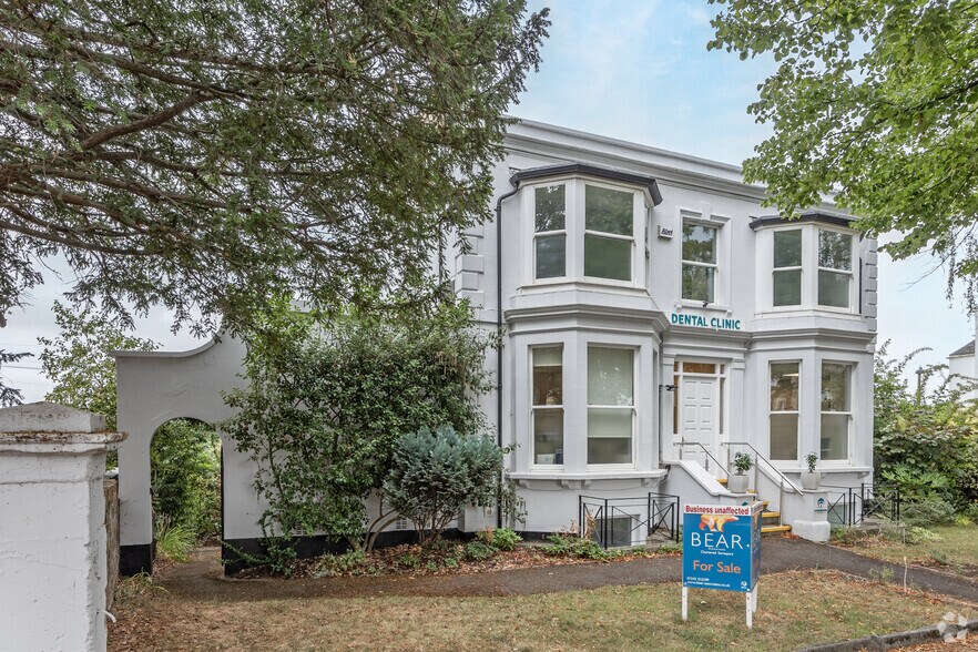 31 Leckhampton Rd, Cheltenham à vendre - Photo de l’immeuble – Image 2 sur 6