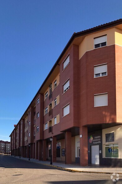 Calle de los Novios, 6, Tarancón, Cuenca à louer - Photo de l’immeuble – Image 2 sur 2