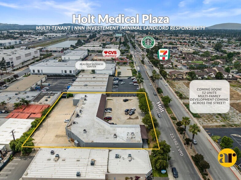 4651 E Holt Blvd, Montclair, CA à vendre - Photo de l’immeuble – Image 2 sur 30