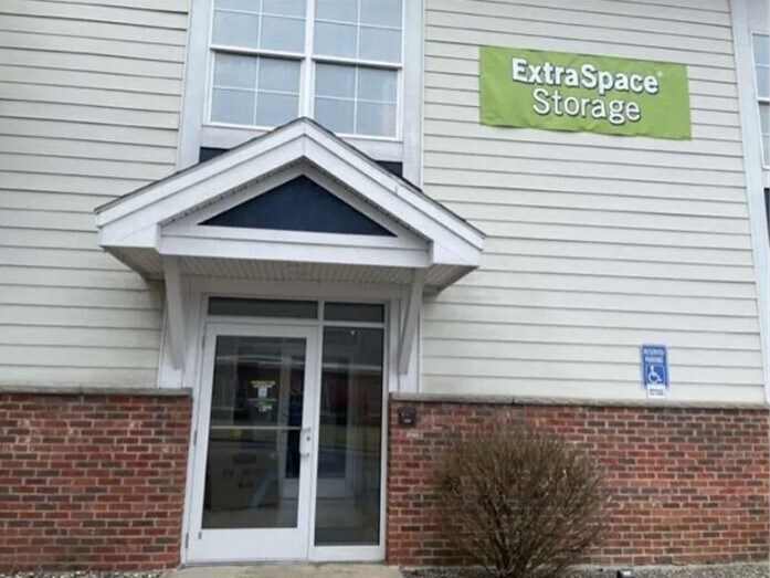 261 Ushers Rd, Clifton Park, NY à louer - Photo de l’immeuble – Image 2 sur 2